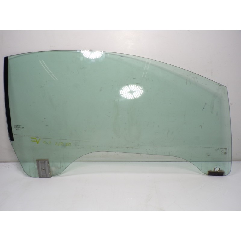 Recambio de cristal puerta delantero derecho para peugeot 207 cc 1.6 16v referencia OEM IAM 9202J9  