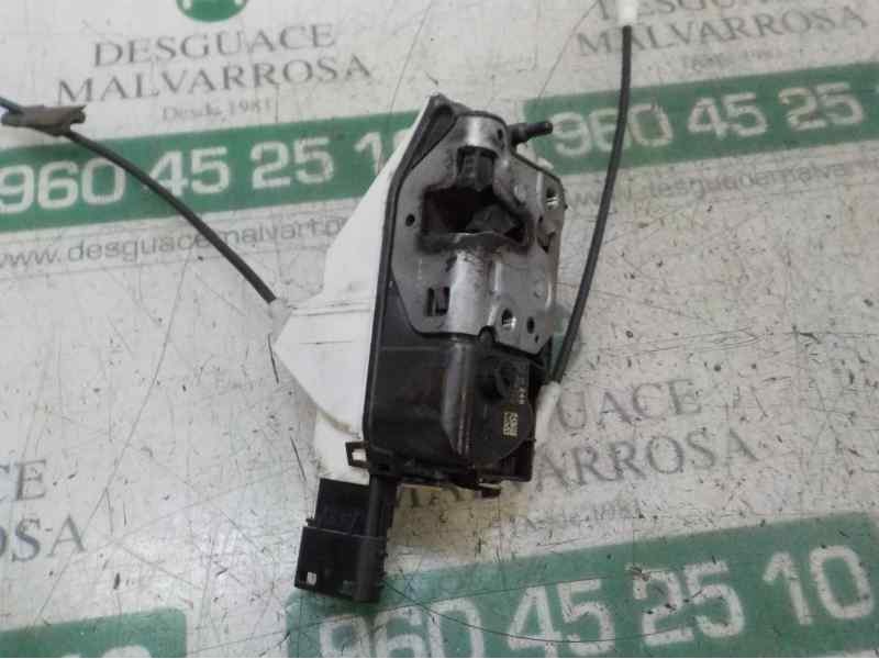 Recambio de cerradura puerta delantera derecha para citroën c3 1.6 16v hdi referencia OEM IAM 9800624680  