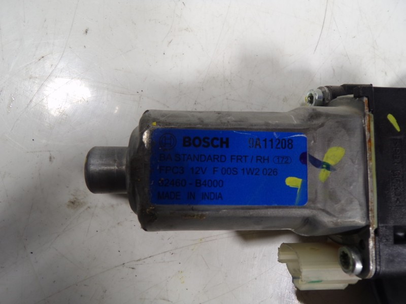 Recambio de elevalunas delantero derecho para hyundai i10 1.0 cat referencia OEM IAM 82404B4110 82460B4000 00S1W2026