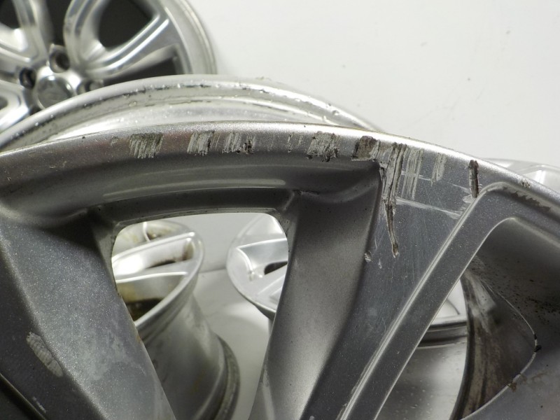 Recambio de juego llantas para land rover evoque 2.2 td4 cat referencia OEM IAM LR048461 EJ321007AA 