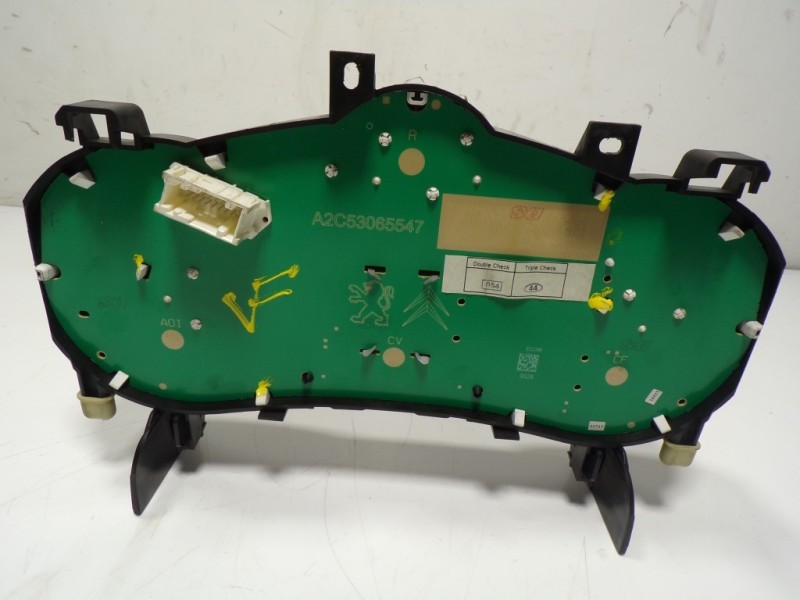 Recambio de cuadro instrumentos para peugeot 207 cc 1.6 16v referencia OEM IAM 610626 96620398001 A2C53190332