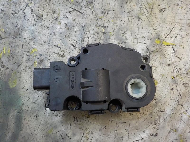 Recambio de motor apertura trampillas climatizador para bmw serie 3 berlina (e90) 320d referencia OEM IAM 64119321034  