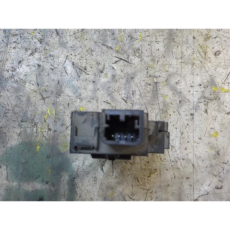 Recambio de motor apertura trampillas climatizador para bmw serie 3 berlina (e90) 320d referencia OEM IAM 64119321034  