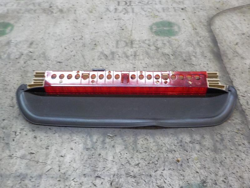 Recambio de piloto trasero central para bmw serie 3 berlina (e90) 320d referencia OEM IAM 63257145519  