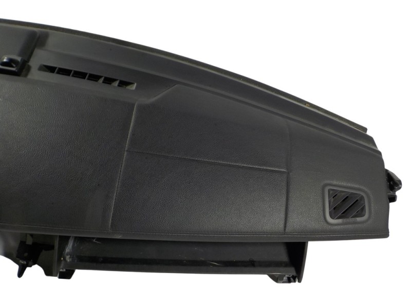 Recambio de salpicadero para land rover discovery 4 tdv6 se referencia OEM IAM LR014055 AH22042A96AA 