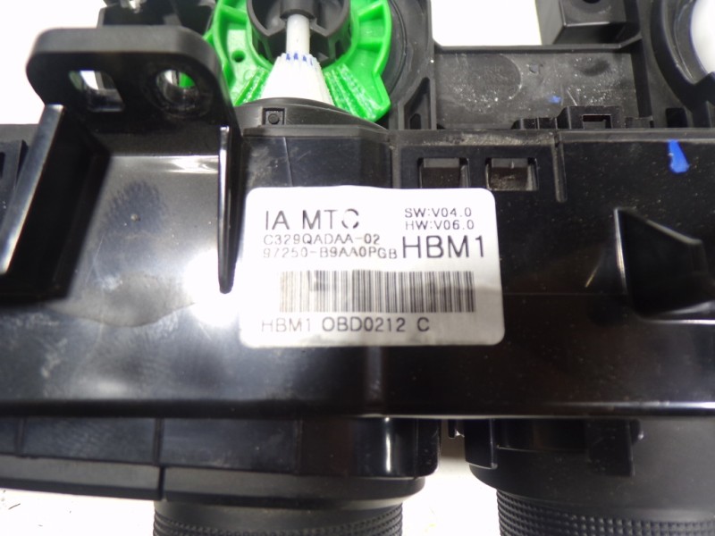 Recambio de mando calefaccion / aire acondicionado para hyundai i10 1.0 cat referencia OEM IAM 97250B9AA0PGB 97250B9AA0 