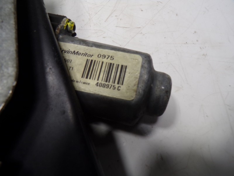 Recambio de elevalunas trasero derecho para peugeot 207 cc 1.6 16v referencia OEM IAM 9224C2 96360723BG 400975C