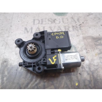 MOTOR ELEVALUNAS DELANTERO DERECHO 807302741R 807302741R 0130822478