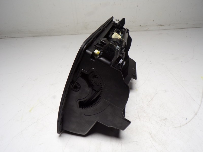 Recambio de pantalla multifuncion para audi q3 (8u) 2.0 tdi referencia OEM IAM 8U0919603A  