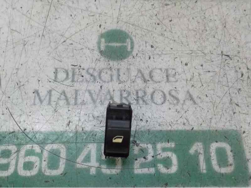 Recambio de mando elevalunas trasero derecho para citroën c3 1.6 16v hdi referencia OEM IAM 98012514XT  