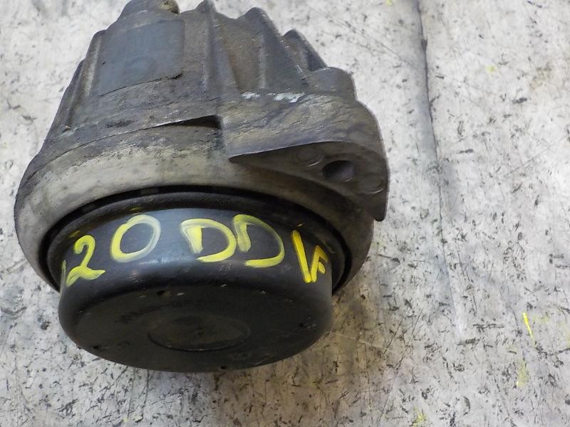 Recambio de soporte motor derecho para bmw serie 3 berlina (e90) 320d referencia OEM IAM 22116768800  