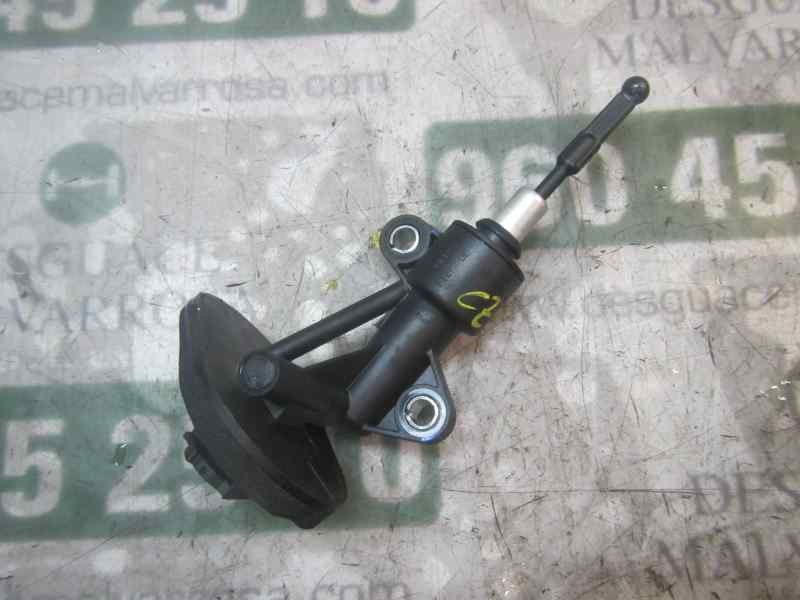 Recambio de bomba embrague para opel corsa e 1.4 referencia OEM IAM 55594516  