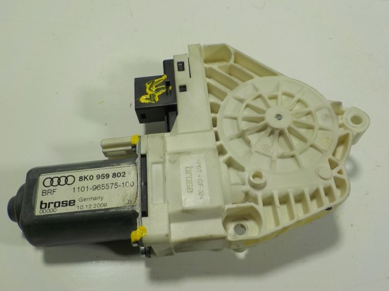 Recambio de motor elevalunas trasero izquierdo para audi a5 sportback (8t) 3.0 v6 24v tdi referencia OEM IAM 8T0959802A 8K095980