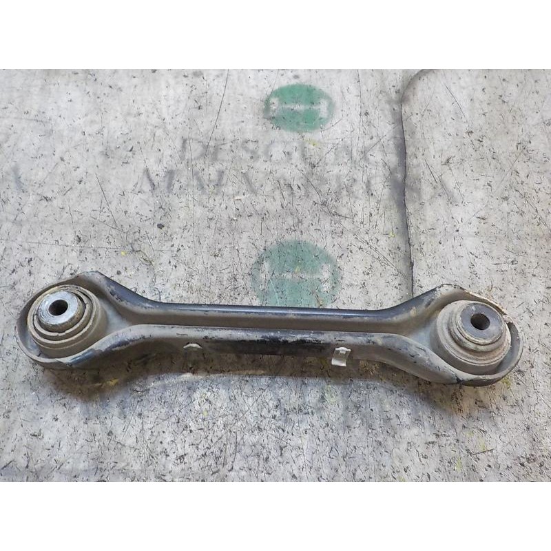 Recambio de brazo suspension superior trasero derecho para bmw serie 3 berlina (e90) 320d referencia OEM IAM 33322406292  