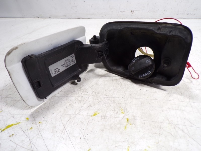 Recambio de tapa combustible para audi a7 sportback (4ga) 3.0 tdi quattro referencia OEM IAM 4G8809907GRU  
