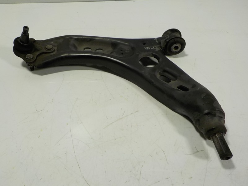 Recambio de brazo suspension inferior delantero izquierdo para volkswagen cc (358) 2.0 tdi referencia OEM IAM 5N0407151  