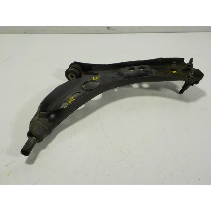 Recambio de brazo suspension inferior delantero izquierdo para volkswagen cc (358) 2.0 tdi referencia OEM IAM 5N0407151  