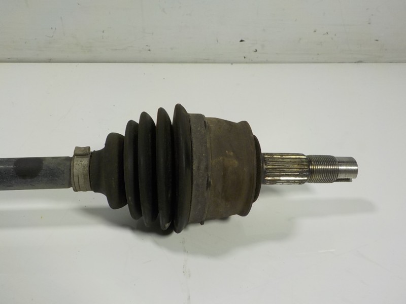 Recambio de transmision derecha para opel corsa e 1.4 referencia OEM IAM 13149829  