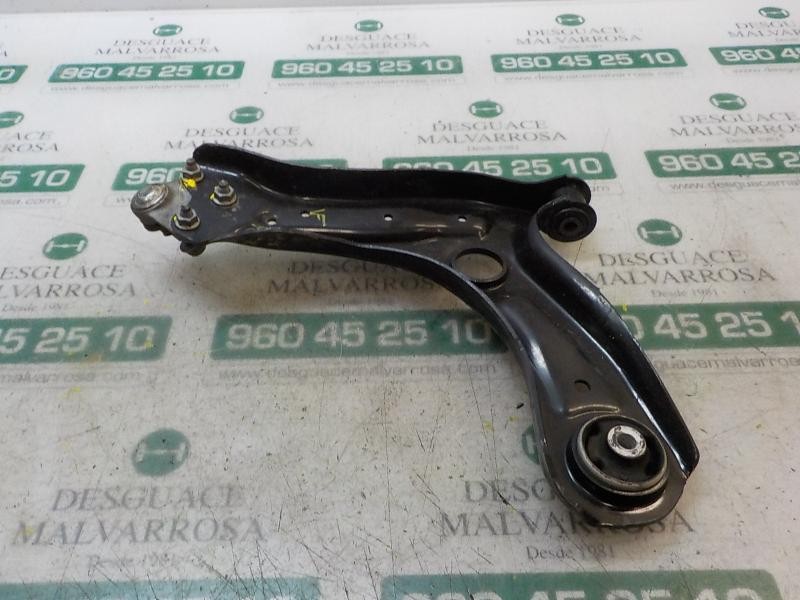 Recambio de brazo suspension inferior delantero derecho para skoda fabia active referencia OEM IAM 6R0407152F 6R0407152F 