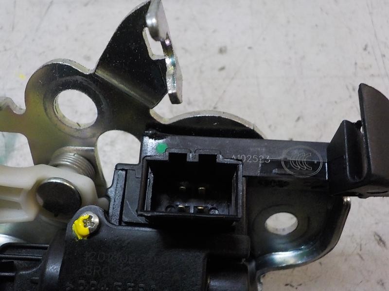 Recambio de cerradura maletero / porton para skoda fabia active referencia OEM IAM 8R0827505A 8R0827505A 