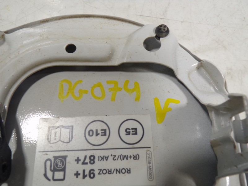 Recambio de tapa combustible para hyundai i10 1.0 cat referencia OEM IAM 69510B9000  