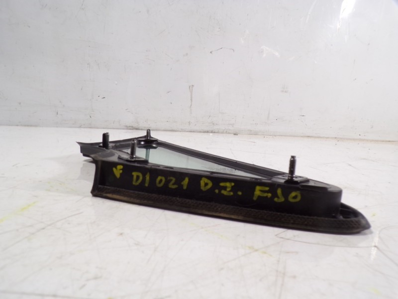 Recambio de cristal custodia delantero izquierdo para kia cee´d 1.4 crdi cat referencia OEM IAM 86180A2100  