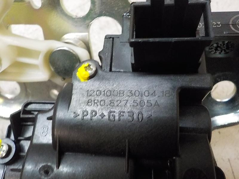 Recambio de cerradura maletero / porton para skoda fabia active referencia OEM IAM 8R0827505A 8R0827505A 