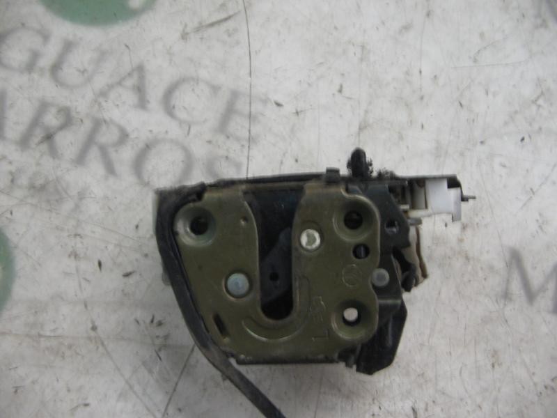 Recambio de cerradura puerta trasera izquierda para nissan primera berl./familiar (p10/w10) lx berlina (p10) referencia OEM IAM 