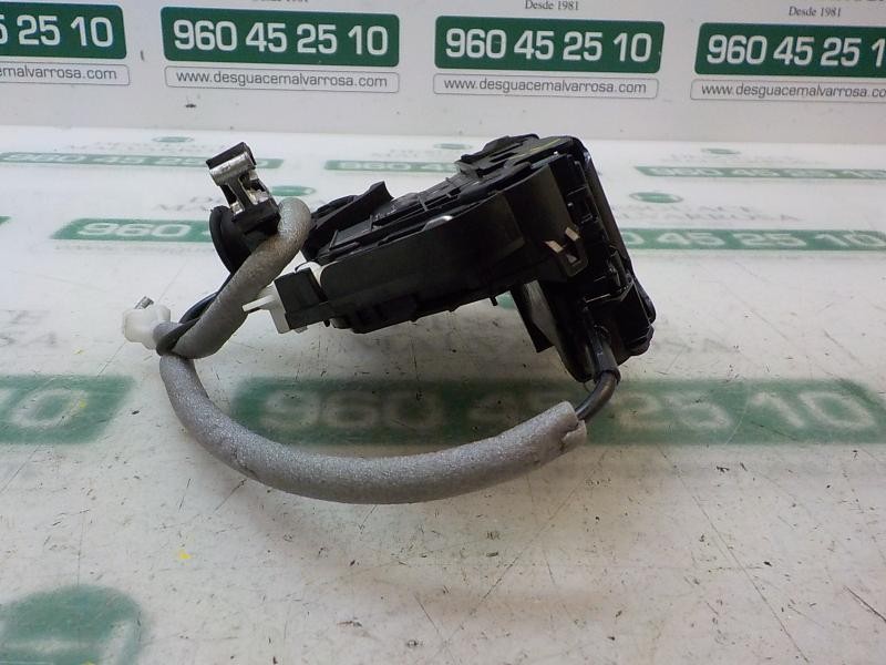 Recambio de cerradura puerta trasera derecha para skoda fabia active referencia OEM IAM 5G4839016D A6E6TA839016E 