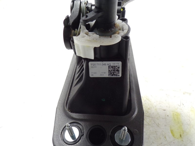 Recambio de palanca cambio para seat leon (5f1) fr referencia OEM IAM 5Q0711049AQ 5Q0711049AQ 