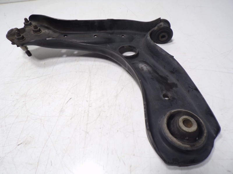 Recambio de brazo suspension inferior delantero derecho para volkswagen polo (6r1) 1.2 12v referencia OEM IAM 6R0407152F  