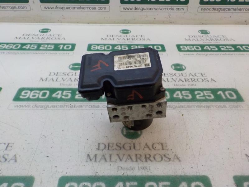 Recambio de abs para opel insignia berlina cosmo referencia OEM IAM 22757652  