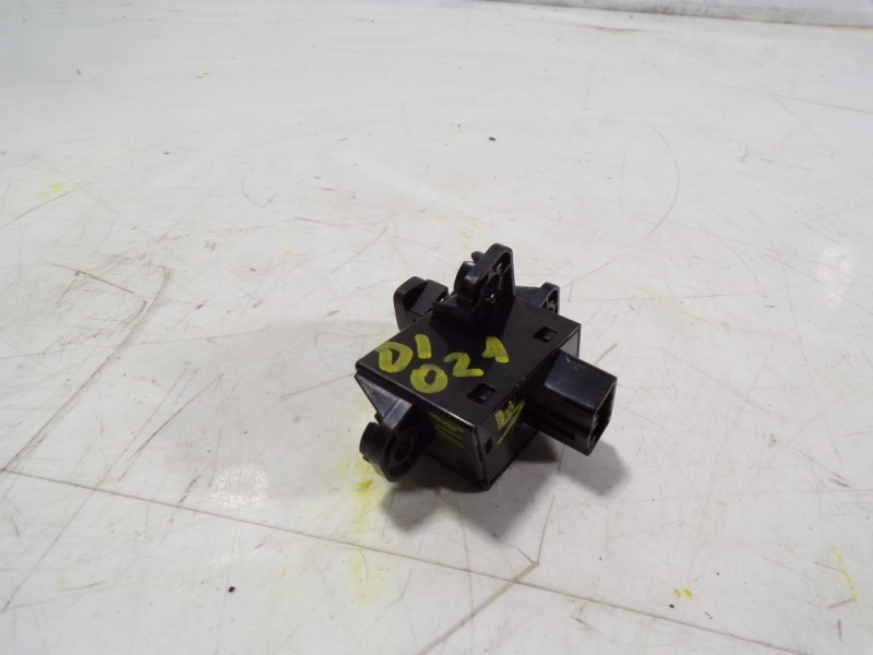 Recambio de modulo electronico para kia cee´d 1.4 crdi cat referencia OEM IAM 93796A2200WK 93796A2200 4C20411000