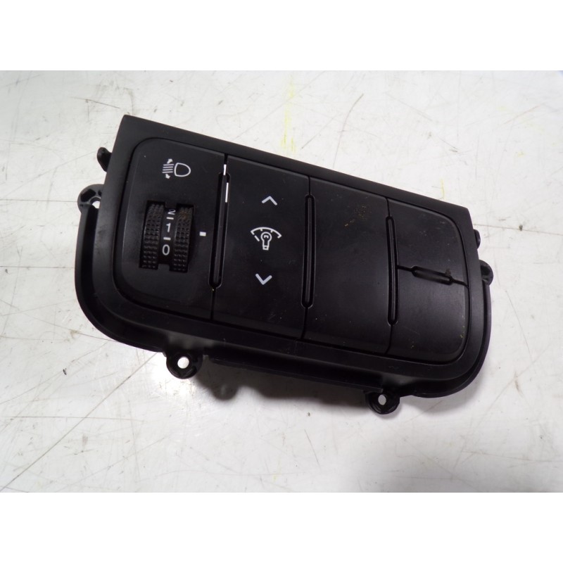 Recambio de modulo electronico para kia cee´d 1.4 crdi cat referencia OEM IAM 93300A2100WK 93300A2100WK 