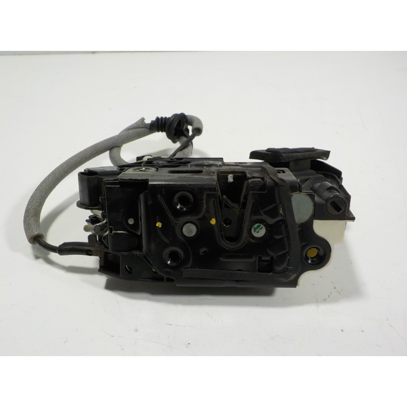 Recambio de cerradura puerta delantera derecha para volkswagen polo (6r1) 1.2 12v referencia OEM IAM 5K1837016B 5K1837016B 