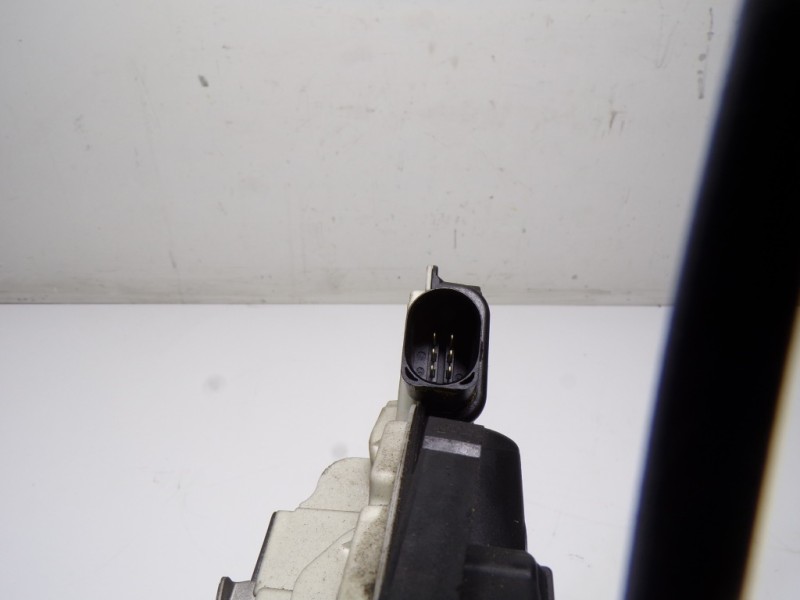 Recambio de cerradura puerta trasera derecha para volkswagen cc (358) 2.0 tdi referencia OEM IAM  5N0839016J 