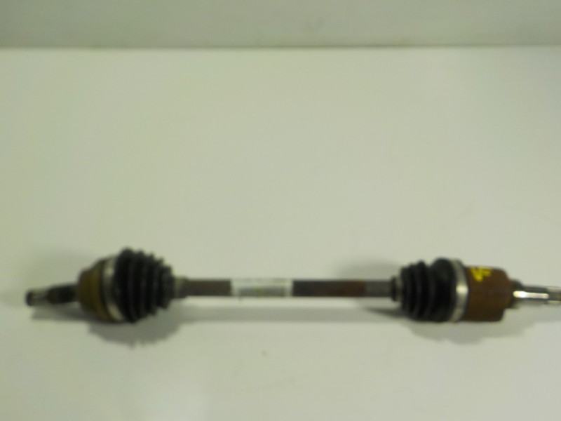 Recambio de transmision izquierda para peugeot 207 cc 1.6 16v referencia OEM IAM 3272LA 9651309980 