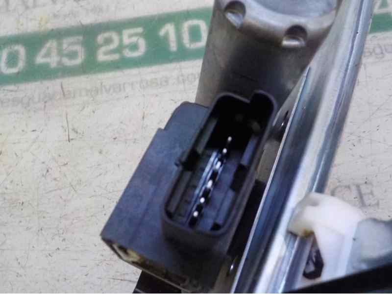 Recambio de elevalunas delantero derecho para citroën c3 1.2 12v vti referencia OEM IAM 9812081580  