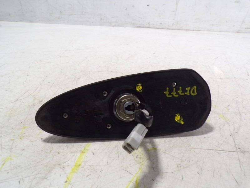 Recambio de antena para mazda 3 lim. () 2.2 turbodiesel cat referencia OEM IAM GML86693053  