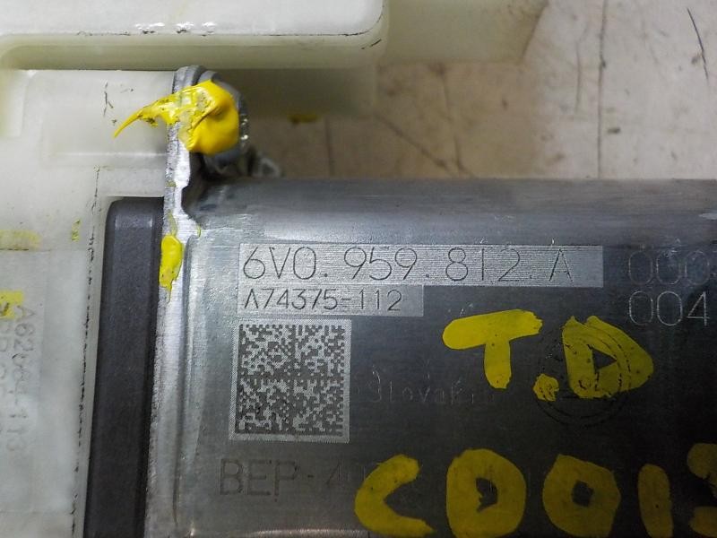 Recambio de motor elevalunas trasero derecho para skoda fabia active referencia OEM IAM 6V0959812A 6V0959812A 