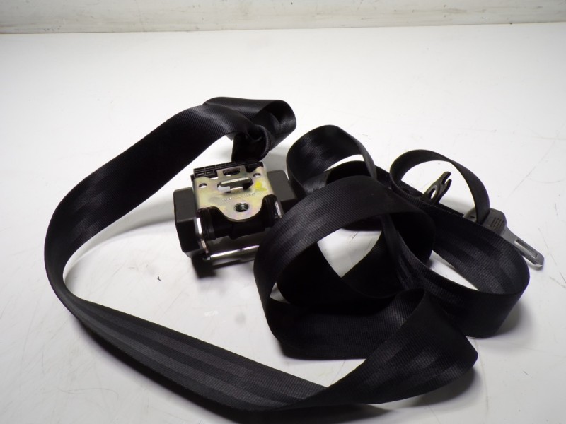 Recambio de cinturon seguridad trasero derecho para volkswagen cc (358) 2.0 tdi referencia OEM IAM 3C8857805ARAA 615055800 