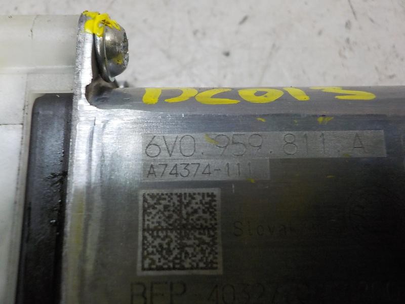 Recambio de motor elevalunas trasero izquierdo para skoda fabia active referencia OEM IAM 6V0959811A 6V0959811A 