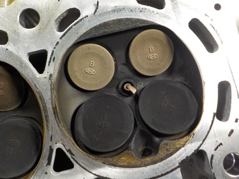 Recambio de culata para kia cee´d 1.6 gdi cat referencia OEM IAM   