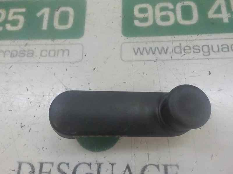 Recambio de maneta elevalunas delantera derecha para dacia dokker 1.6 cat (bivalent. gasolina / gpl) referencia OEM IAM   