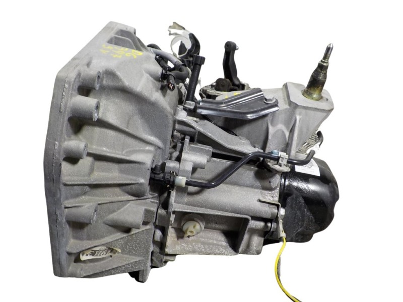 Recambio de caja cambios para nissan micra v (k14) 0.9 cat referencia OEM IAM 3201002Q4B  