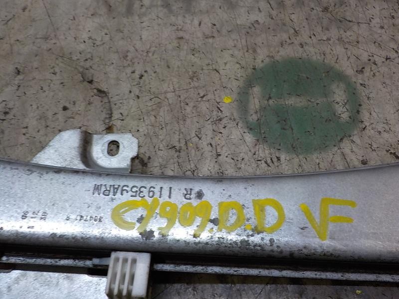 Recambio de elevalunas delantero derecho para renault twingo 1.5 dci diesel fap referencia OEM IAM 8200384741  