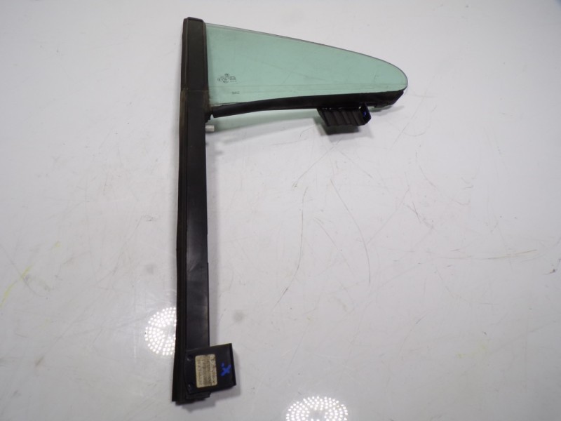 Recambio de cristal custodia trasero izquierdo para volkswagen cc (358) 2.0 tdi referencia OEM IAM 3C8839613H  