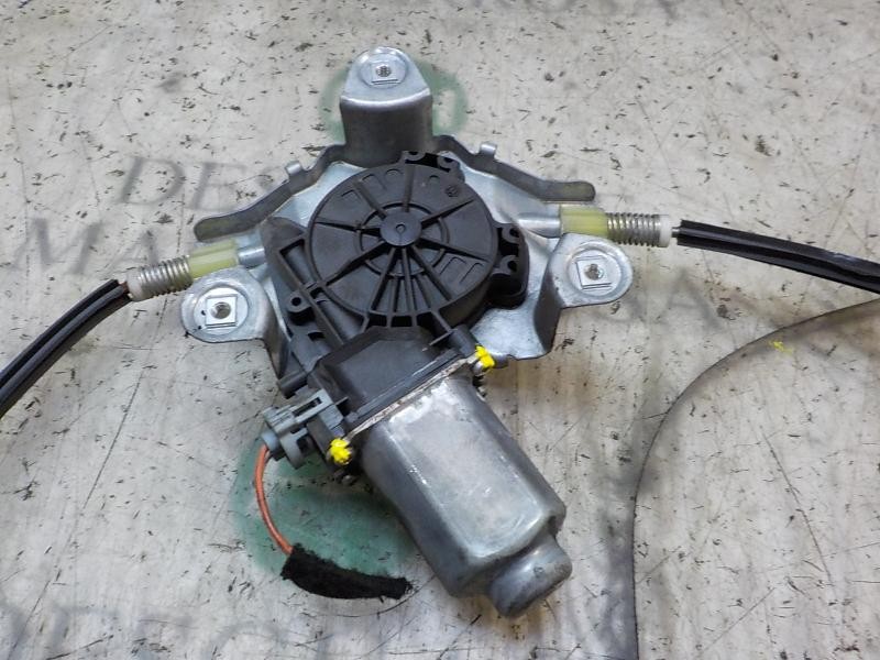 Recambio de elevalunas delantero izquierdo para renault twingo 1.5 dci diesel fap referencia OEM IAM 8200384743  