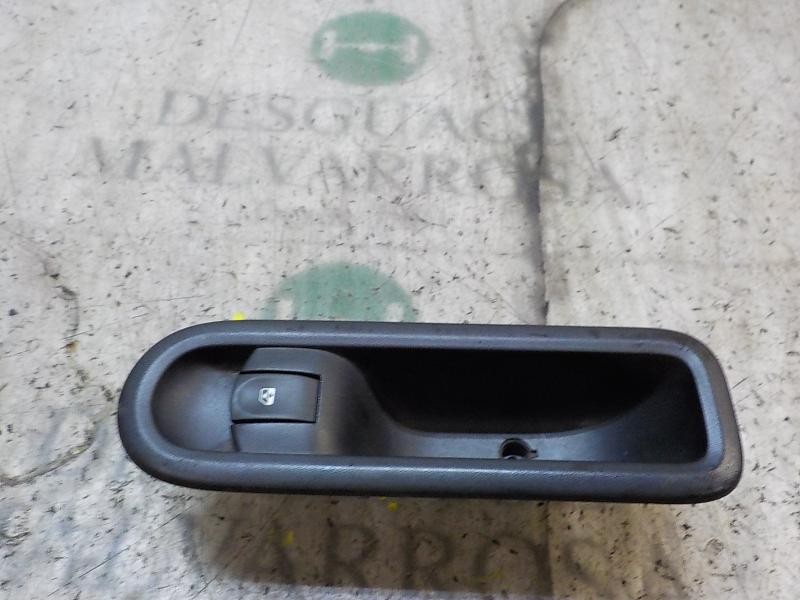 Recambio de mando elevalunas delantero derecho para renault twingo 1.5 dci diesel fap referencia OEM IAM 8200214936  