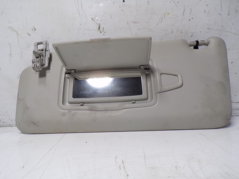 Recambio de parasol izquierdo para mercedes-benz clase c (w205) familiar 2.1 cdi cat referencia OEM IAM A20581073047M94  